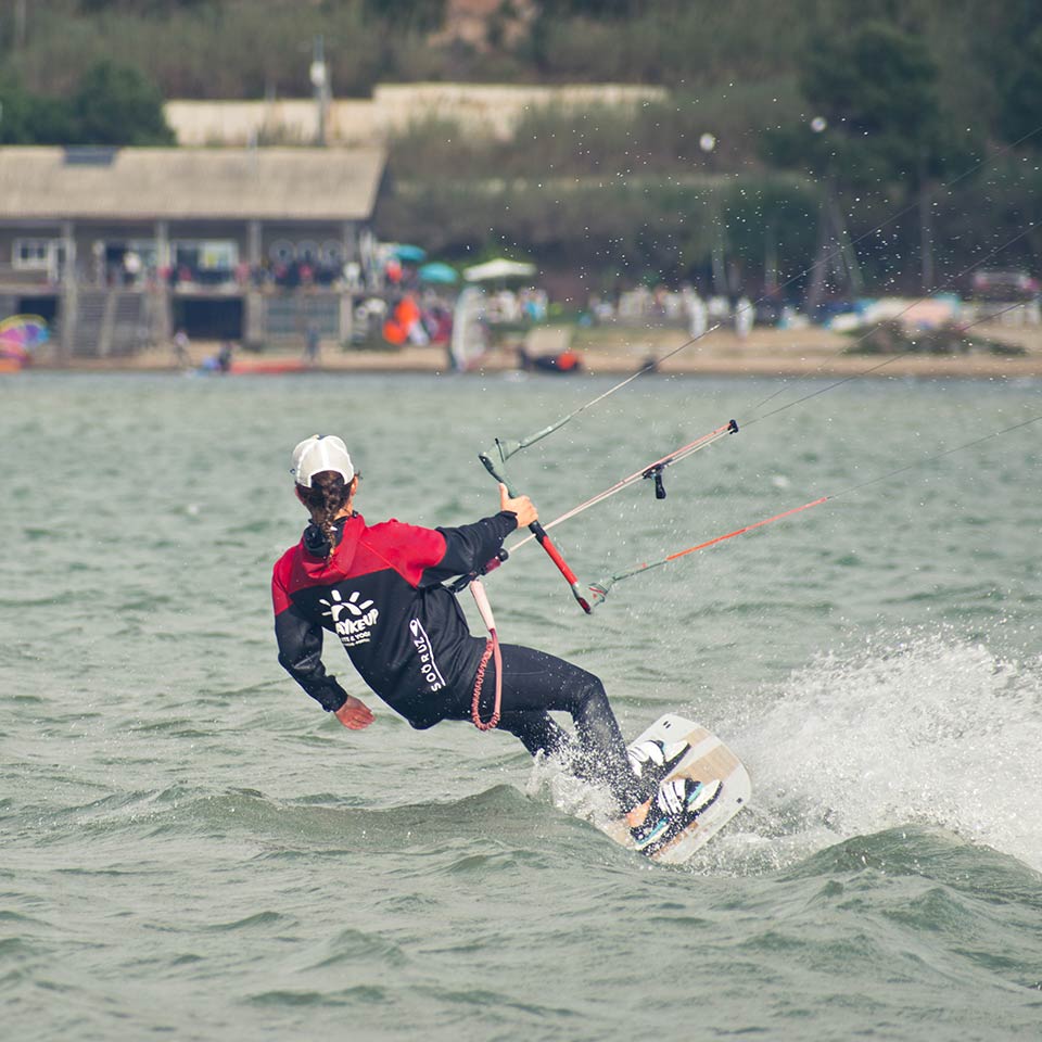 surfers lodge kite surf activity 4